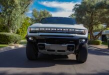 ¿Por qué los consumidores deben evitar comprar los Hummer y Cadillac eléctricos?