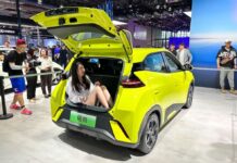 Los países de la Unión Europea votaron a favor de imponer aranceles a las importaciones de vehículos eléctricos de China