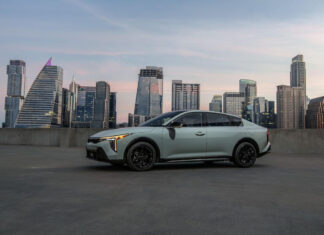 Kia da a conocer los precios del sedán compacto K4 y del K4 Hatchback del 2027
